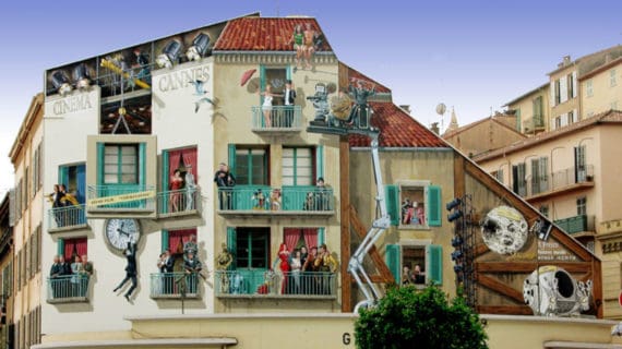Falošné fasády – nástenné maľby skrášľujú Francúzsko