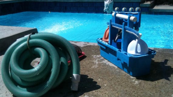Príprava bazénu na leto