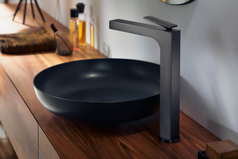 Čierne umývadlo